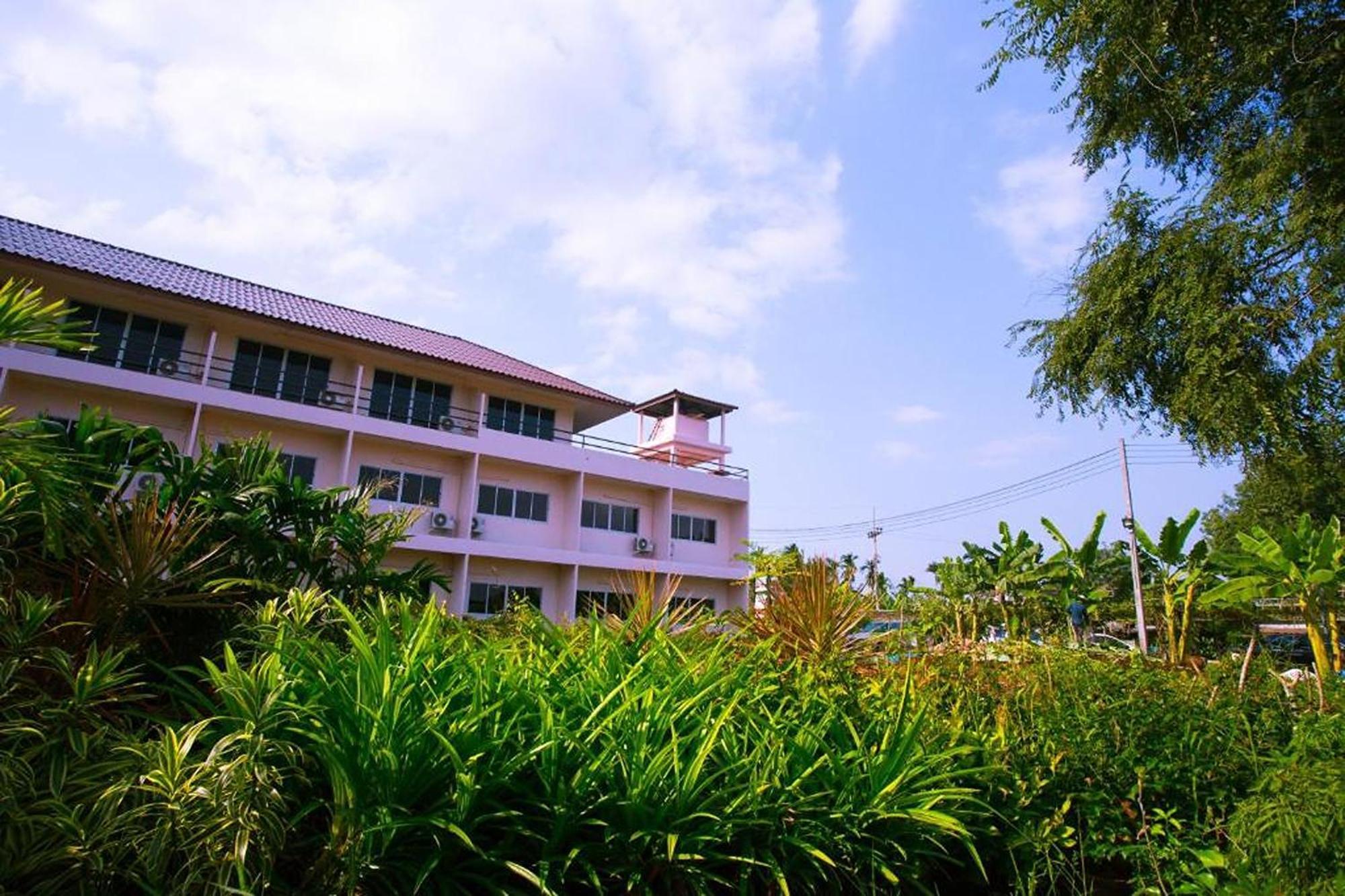 Be Fine Sabuy Hotel And Resort Surat Thani Buitenkant foto
